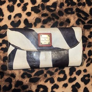 Dooney & Bourke Black and White Geometric Wallet